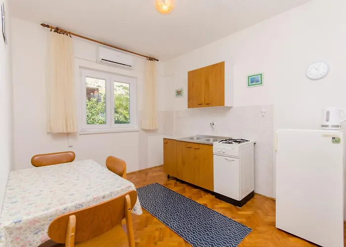 Bepo I Marija Pag Apartman Pag Town